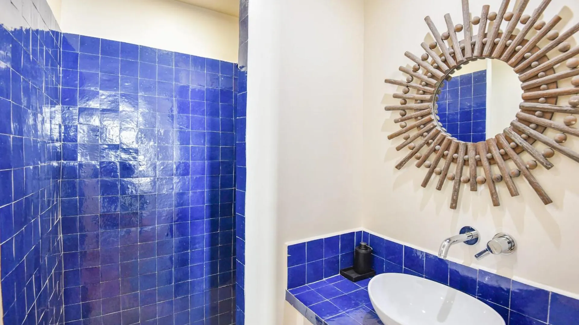 Apartament Chez Nais - Appart 1 Ch Avec Clim - St Charles Marsylia